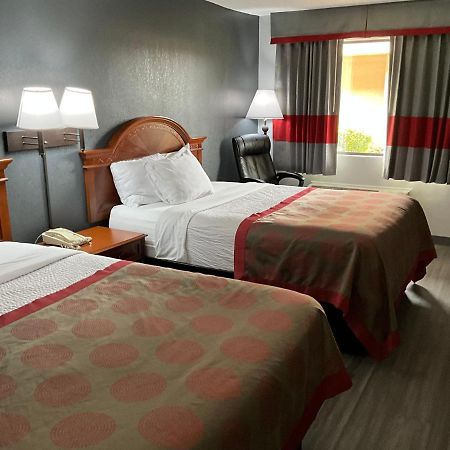 Ramada By Wyndham Macon Otel Dış mekan fotoğraf