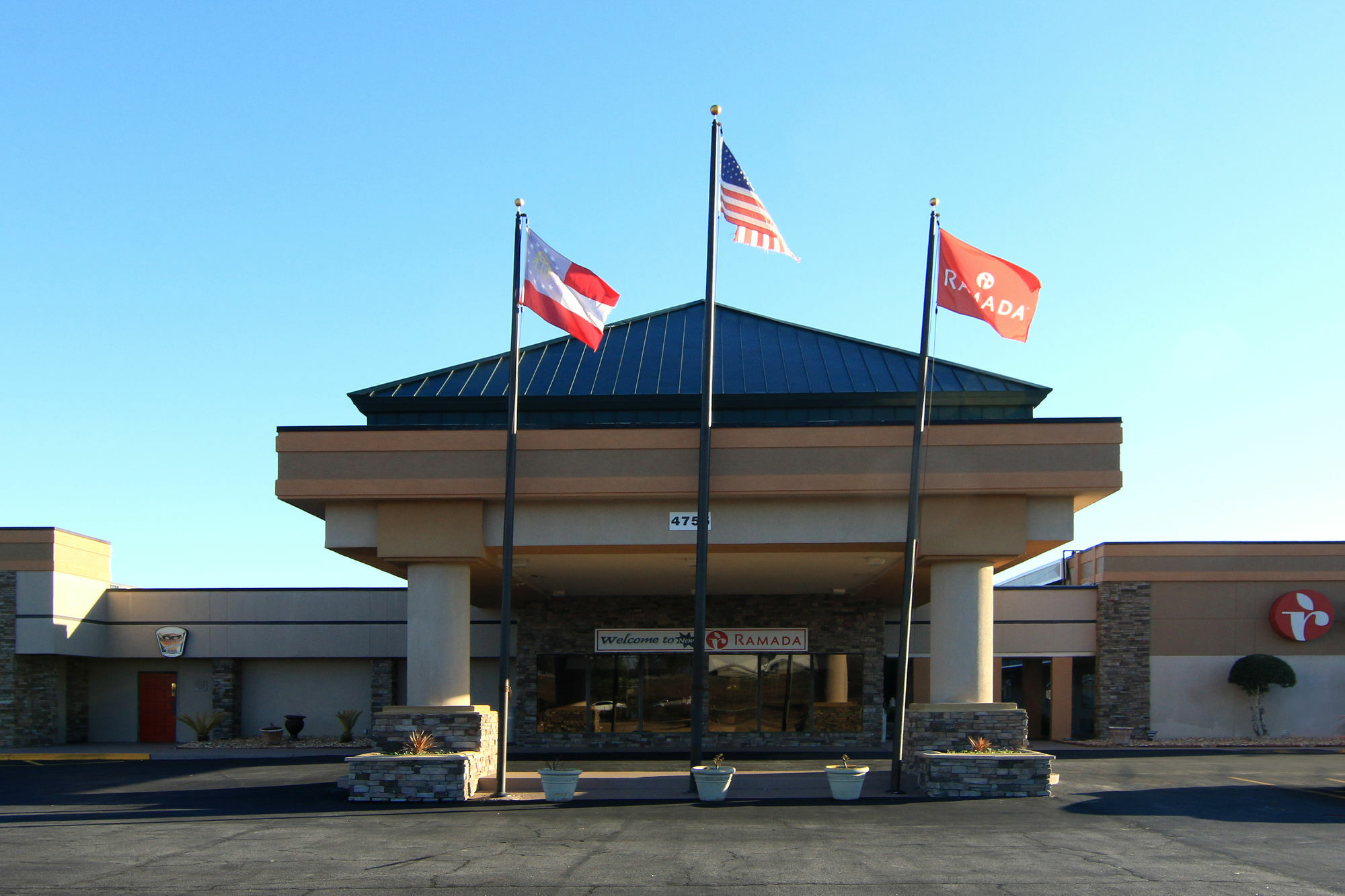 Ramada By Wyndham Macon Otel Dış mekan fotoğraf
